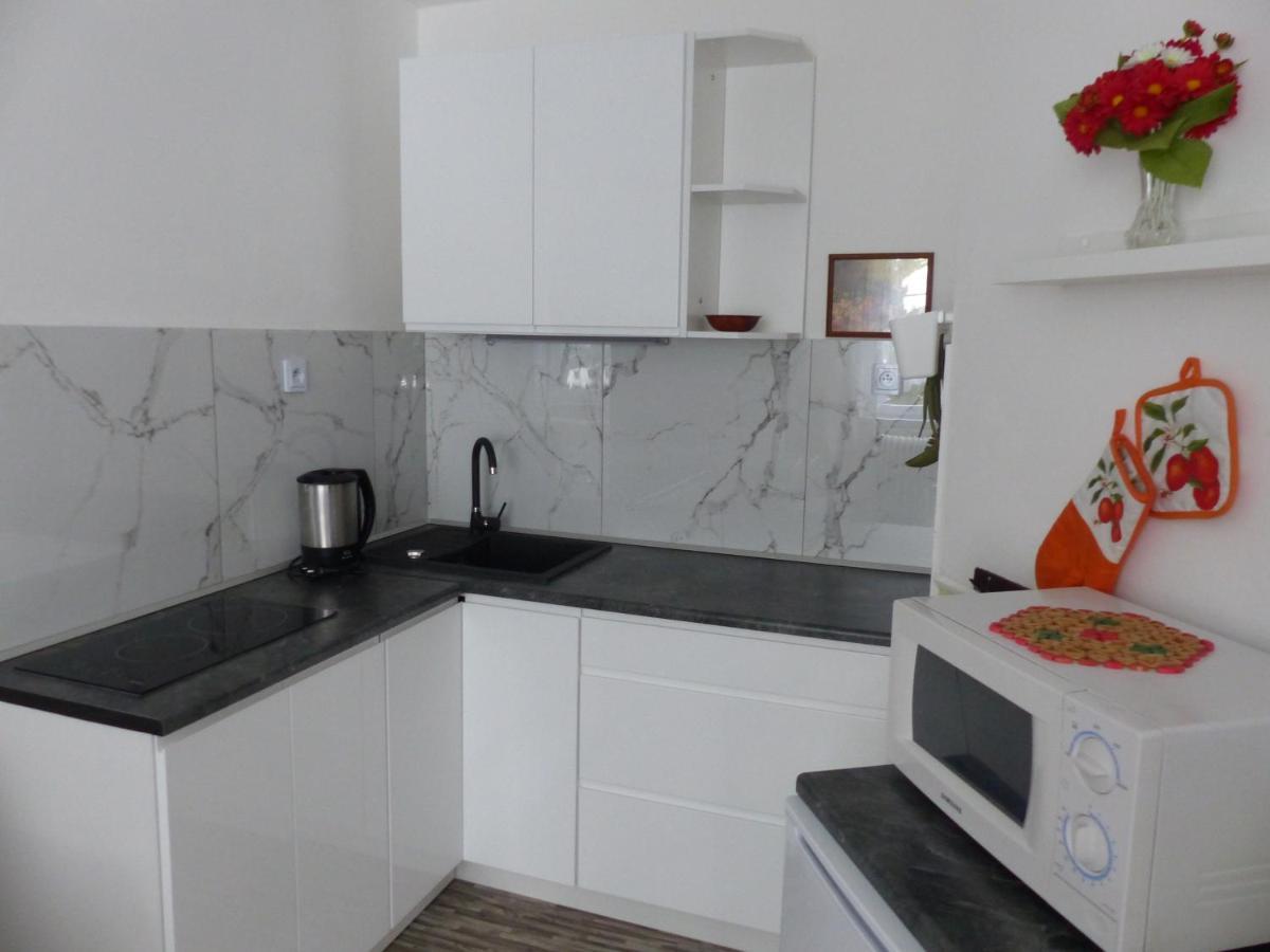 Apartmany Plischke ลิโปวา ลาสเนีย ภายนอก รูปภาพ